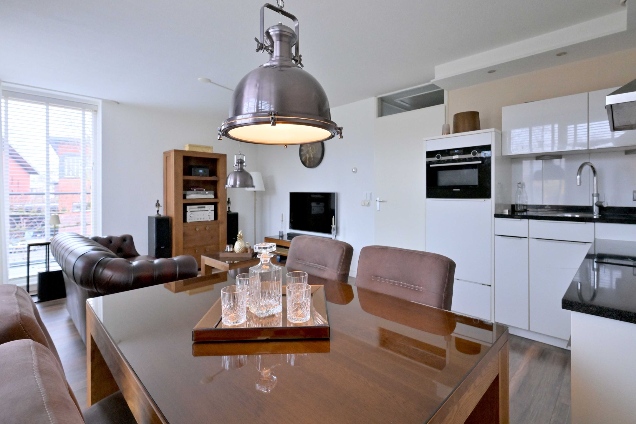 Photo 6 of Vincent van Goghstraat 23