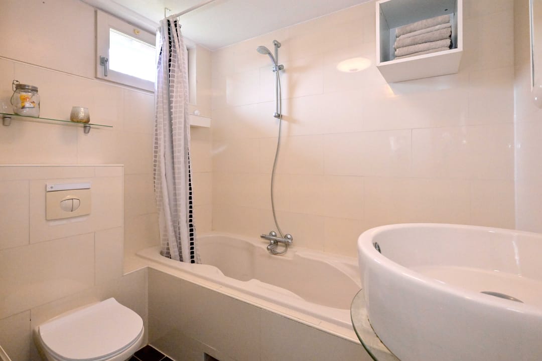 Photo 13 of Vincent van Goghstraat 23