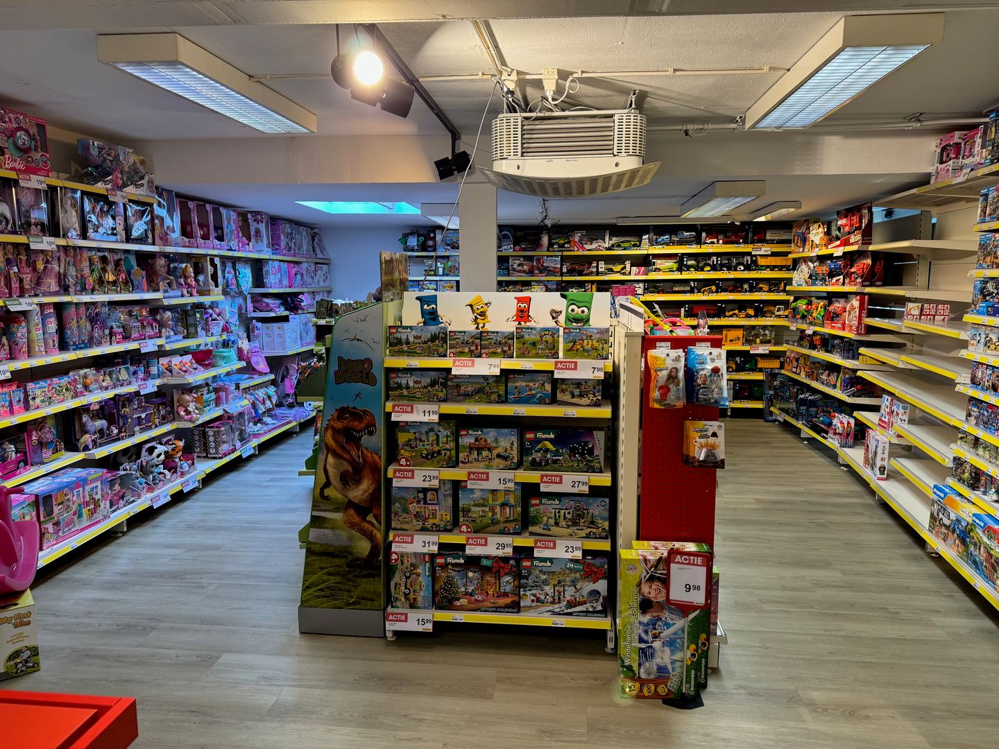 Bekijk foto 4 van Dracht 126