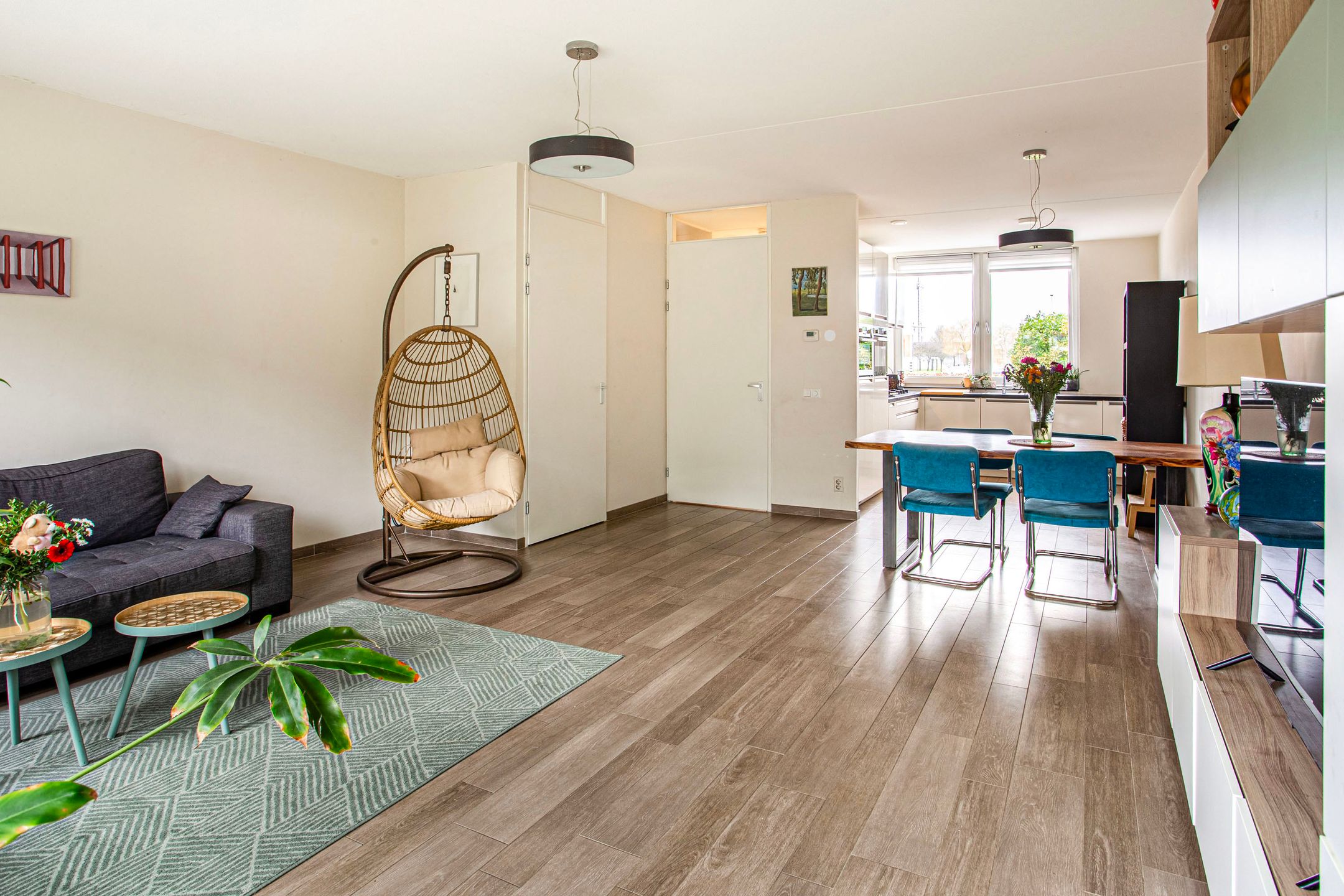 Photo 6 of Kruidentuinlaan 12