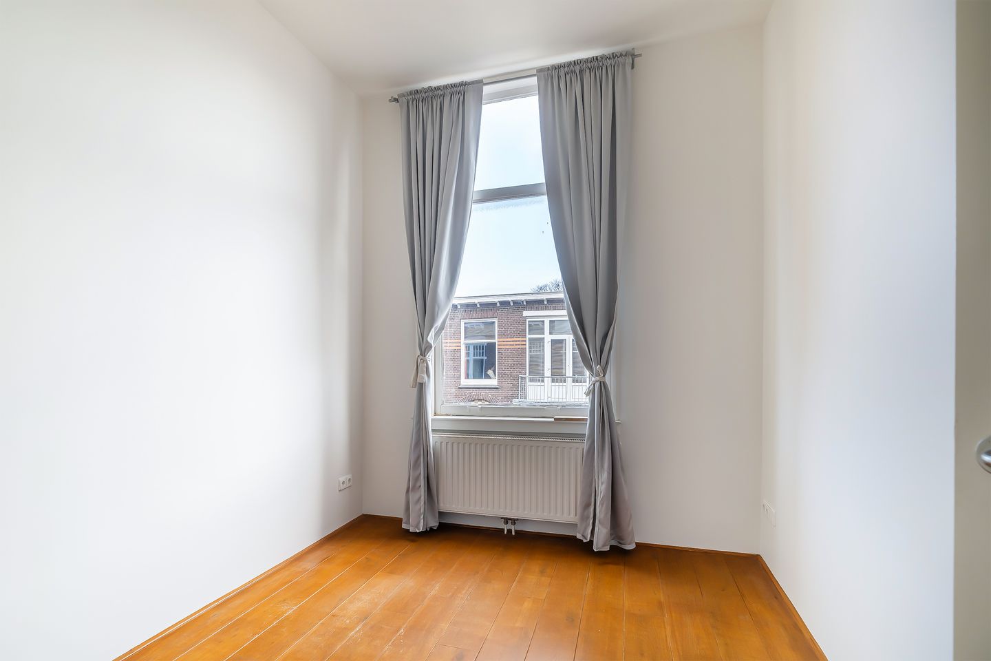 Foto 14 van Van Beverningkstraat 225-C