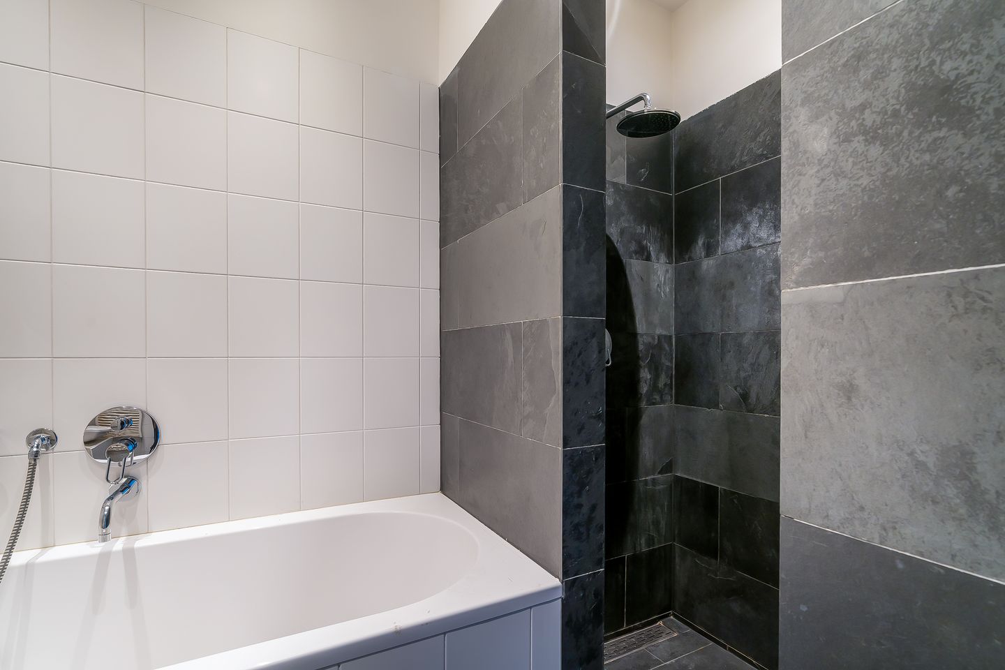 Foto 19 van Van Beverningkstraat 225-C