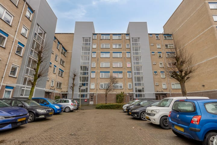 Foto 3 van Tomatenplein 48