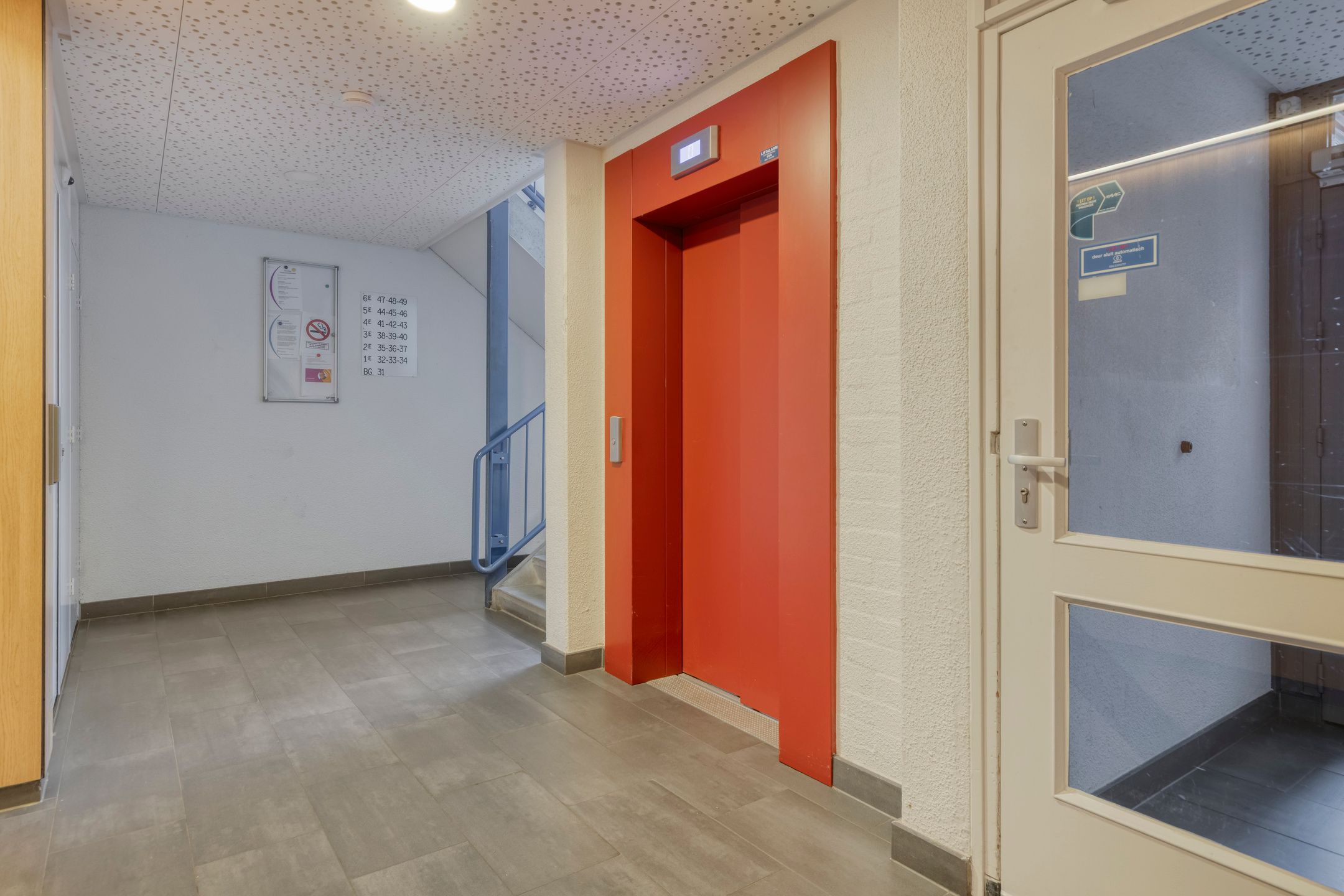 Foto 6 van Tomatenplein 48