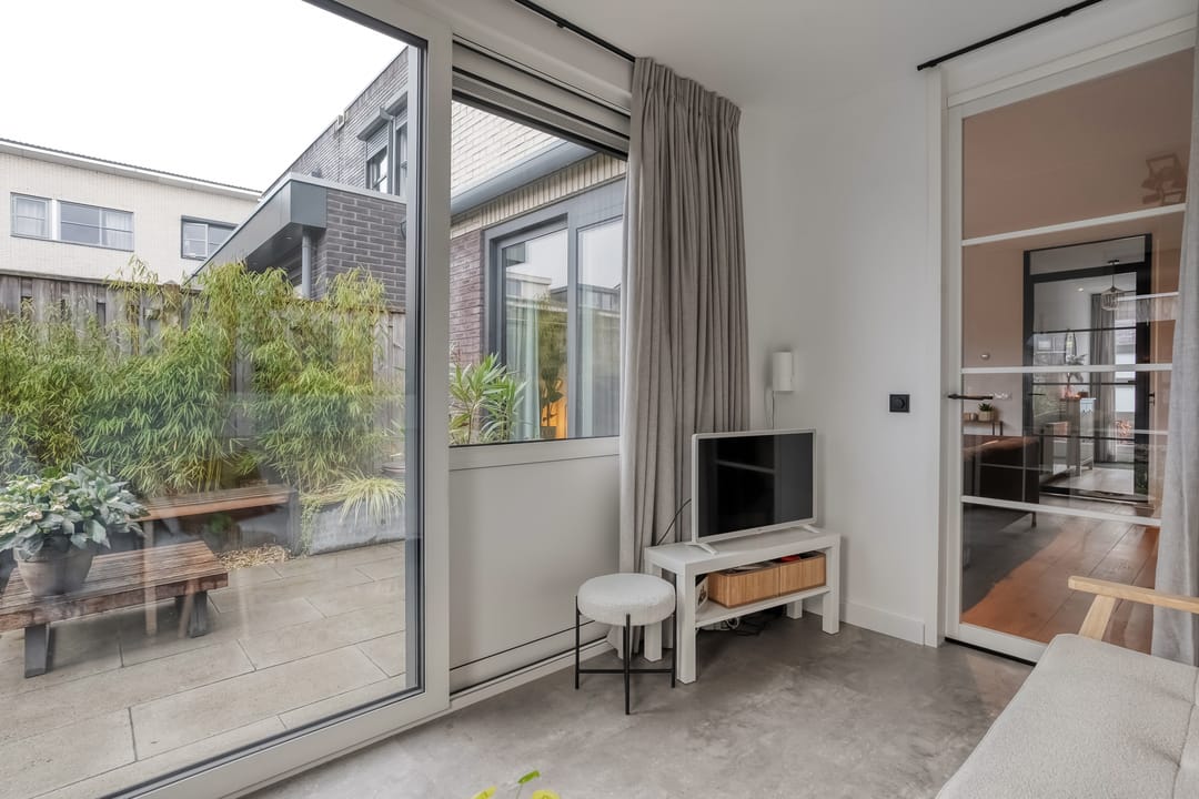 Foto 16 van Nieuw-Guineastraat 6