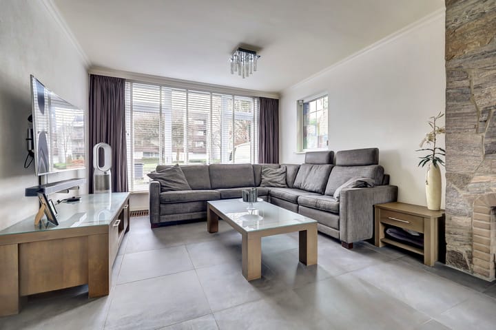 Twee-onder-één-kap te koop: willibrorduslaan 63A, Valkenswaard