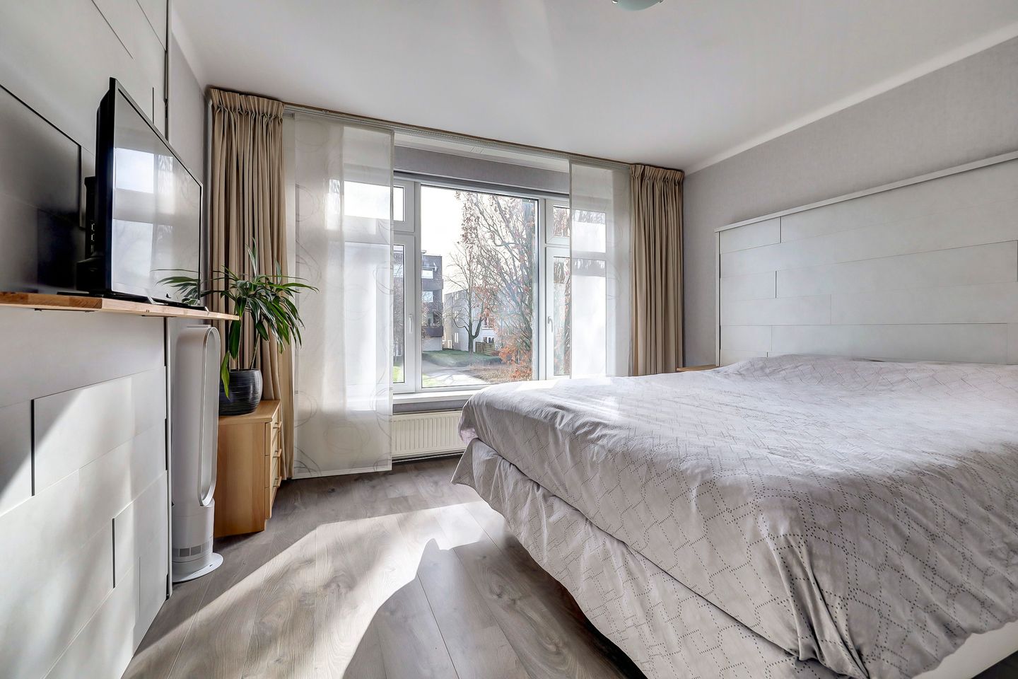 Photo 19 of Willibrorduslaan 63-A