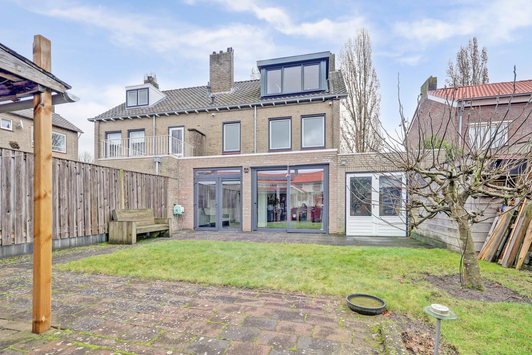 Photo 32 of Willibrorduslaan 63-A