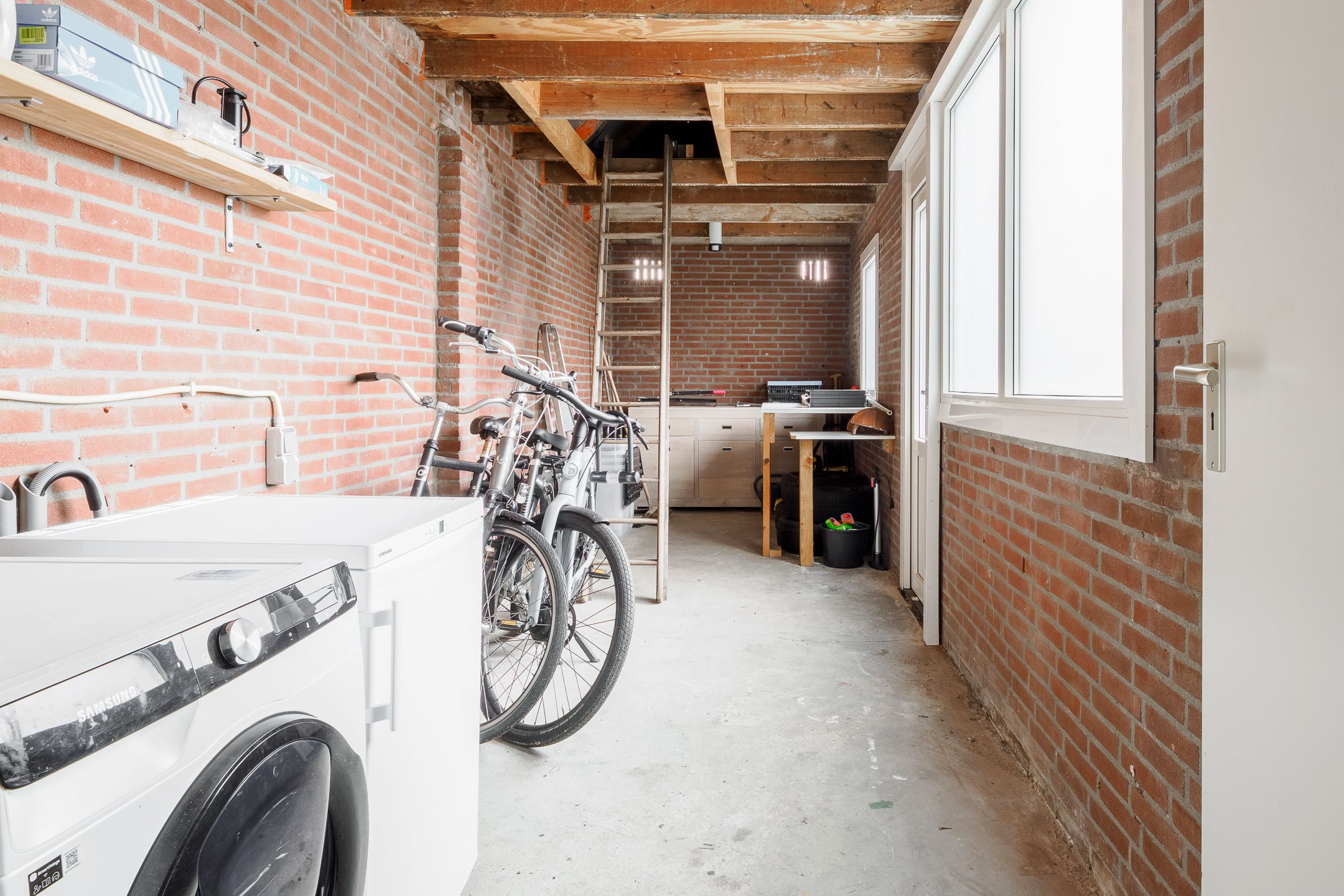 Photo 21 of Johannes ter Horststraat 11