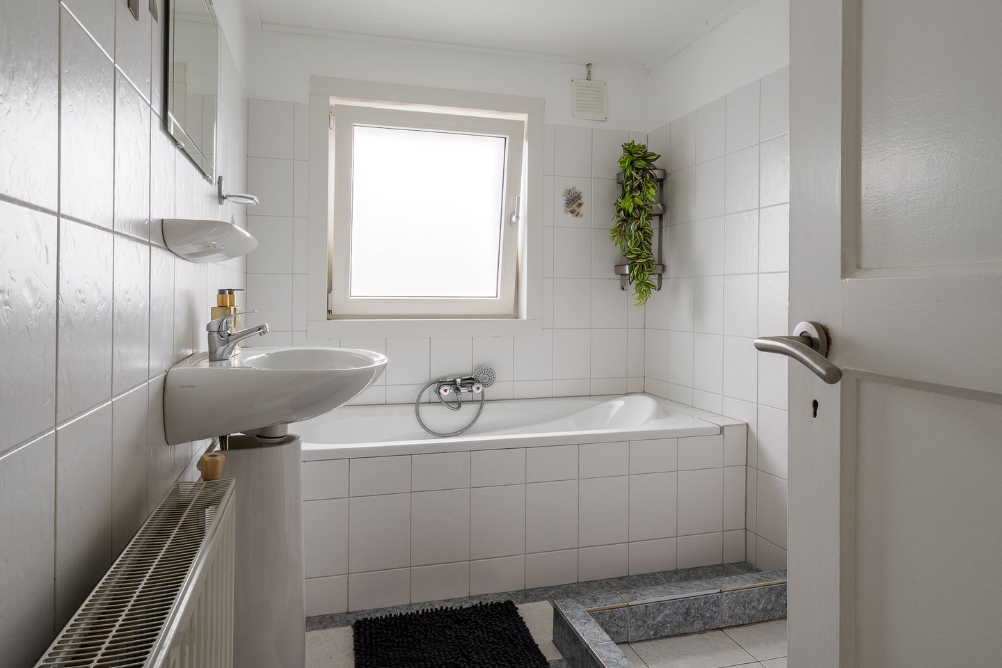 Photo 34 of Johannes ter Horststraat 11