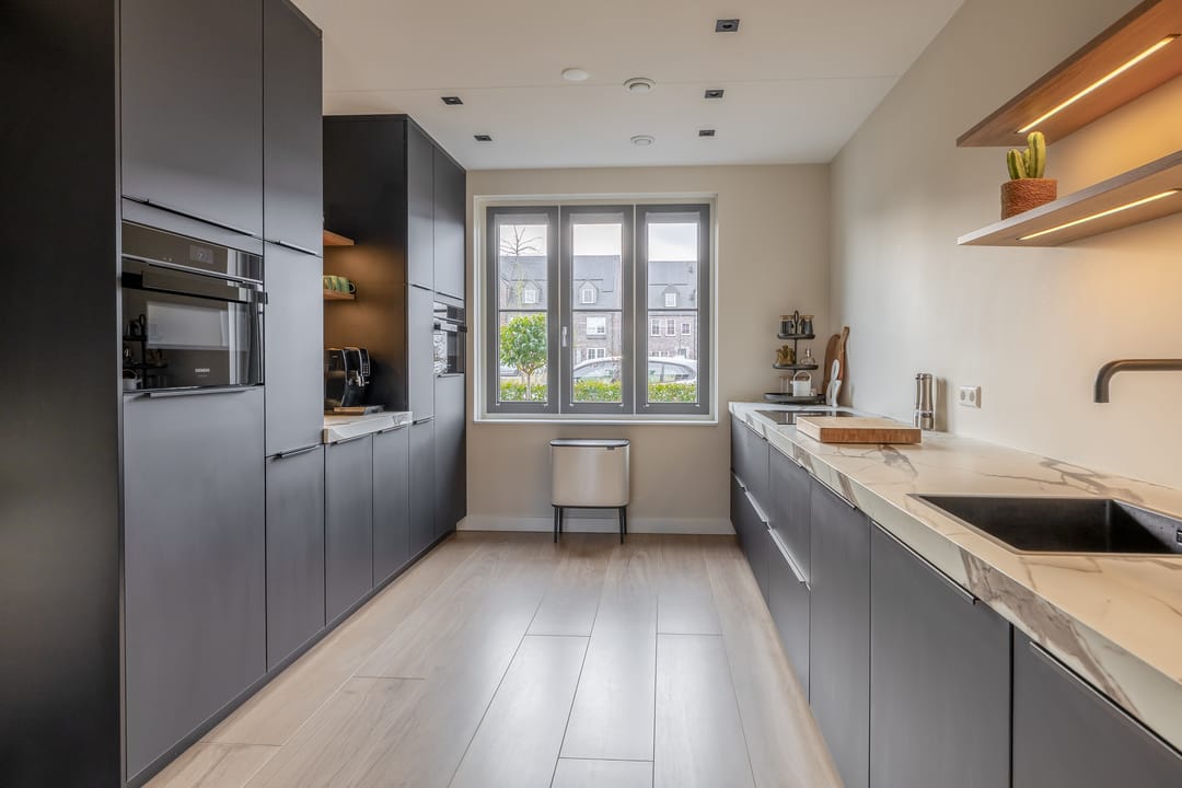 Foto 17 van Palissanderhout 28