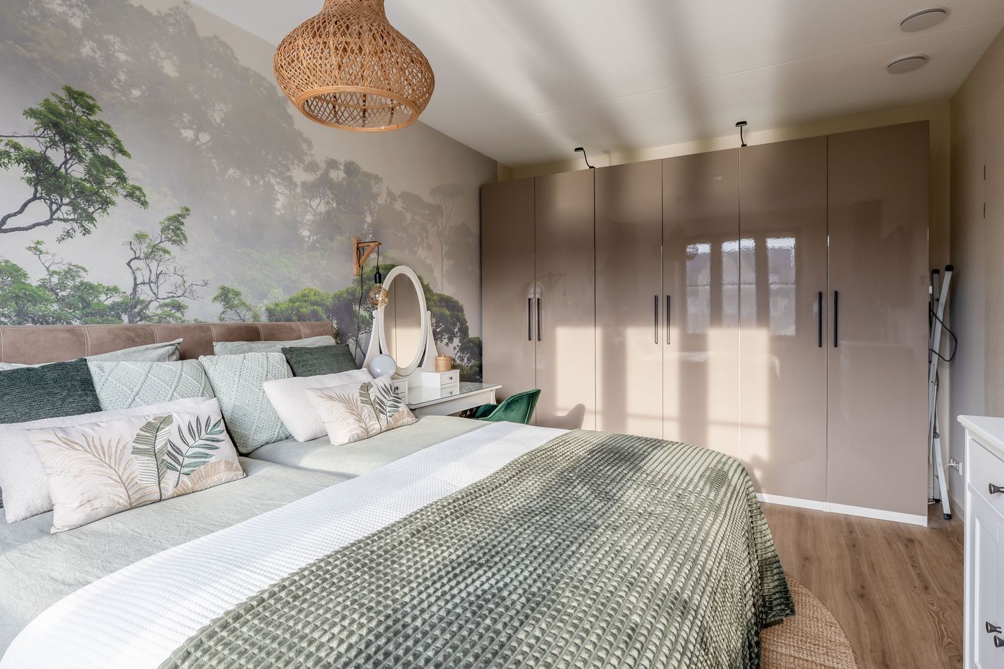 Foto 25 van Palissanderhout 28