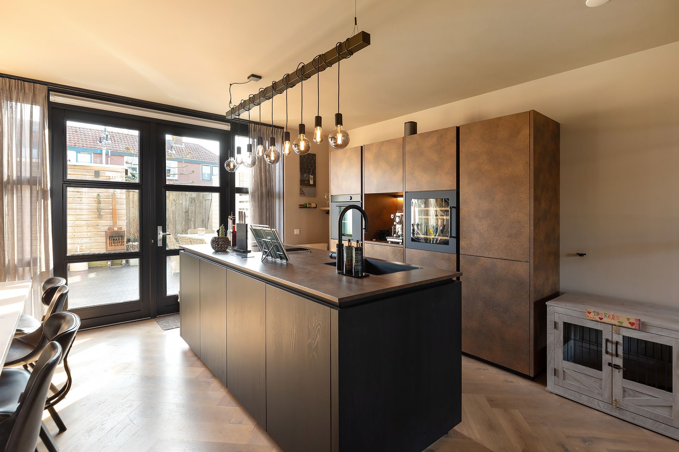 Foto 9 van Maria Beshof 12