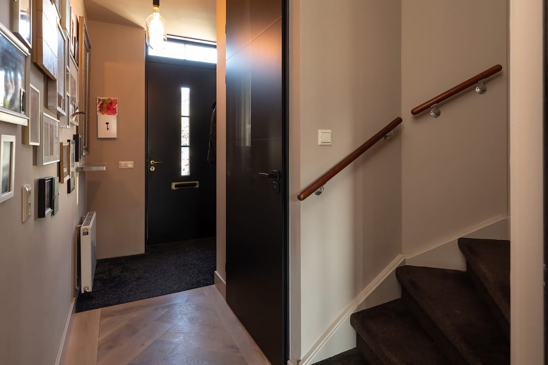 Foto 11 van Maria Beshof 12