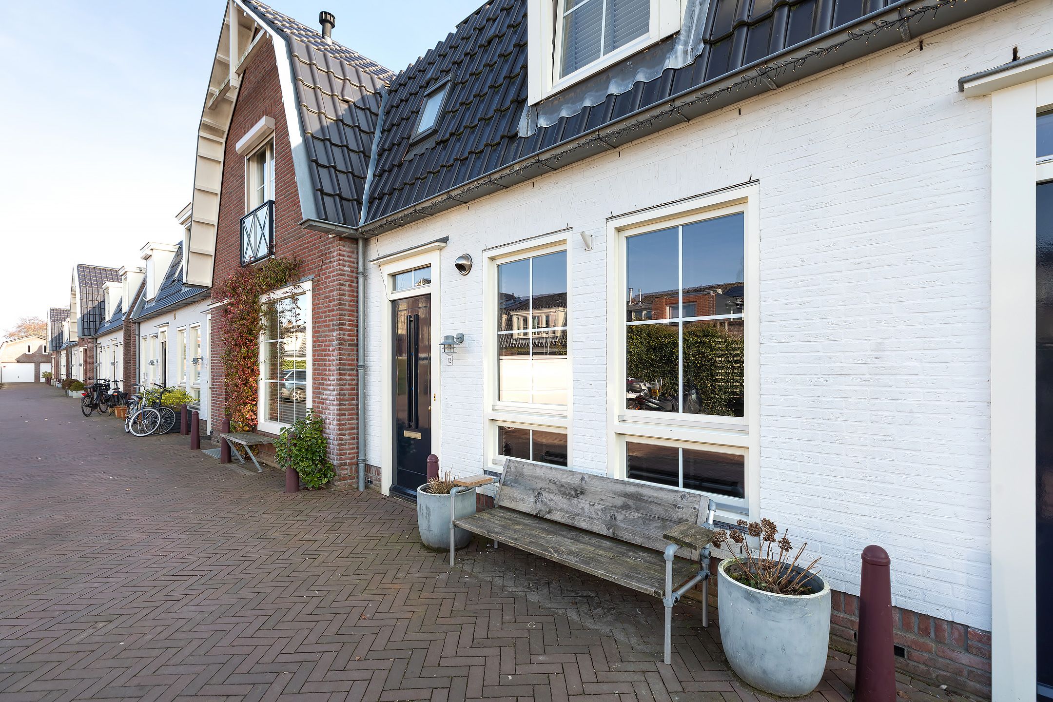 Foto 12 van Maria Beshof 12