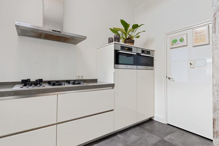 Foto 17 van Burgemeester Uijenstraat 33