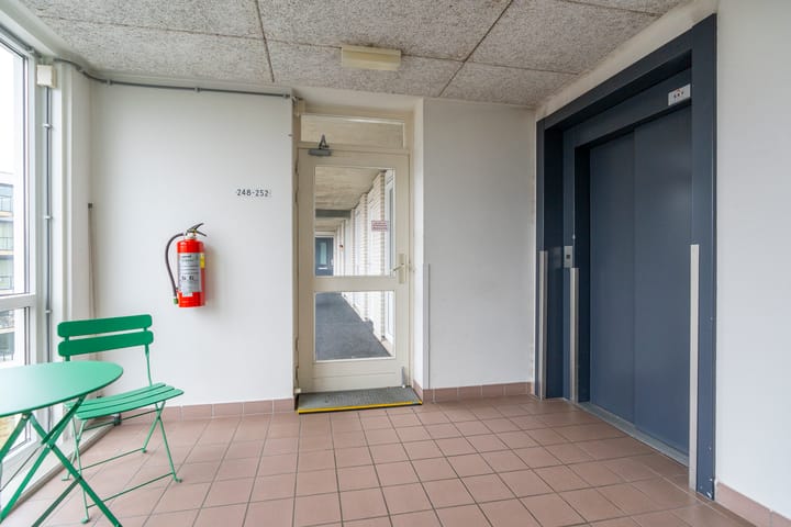 Foto 24 van Ravellaan 252