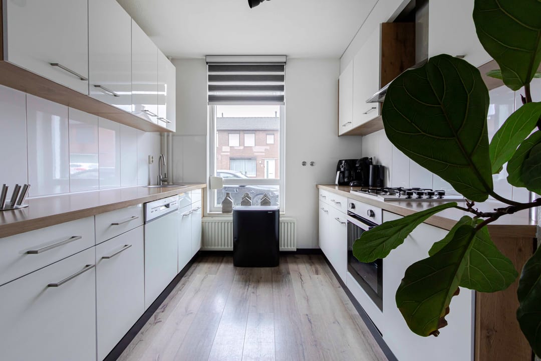 Foto 13 van Prins Clausstraat 102