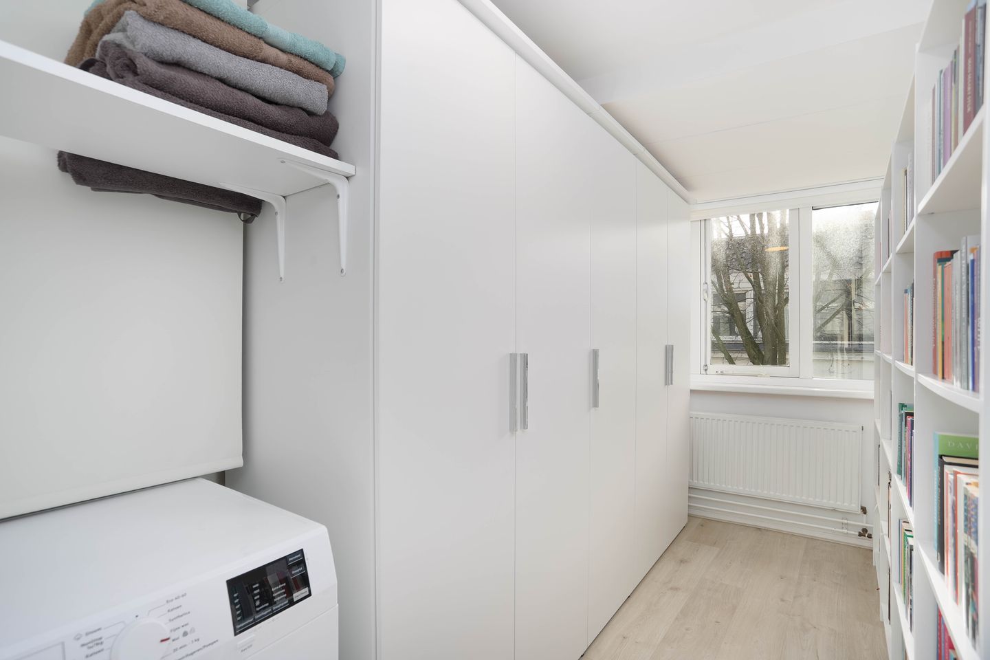 Photo 19 of Kerkdwarsstraat 12