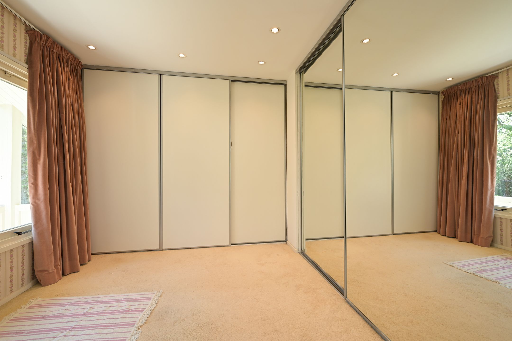 Photo 24 of Koekoekslaan 8