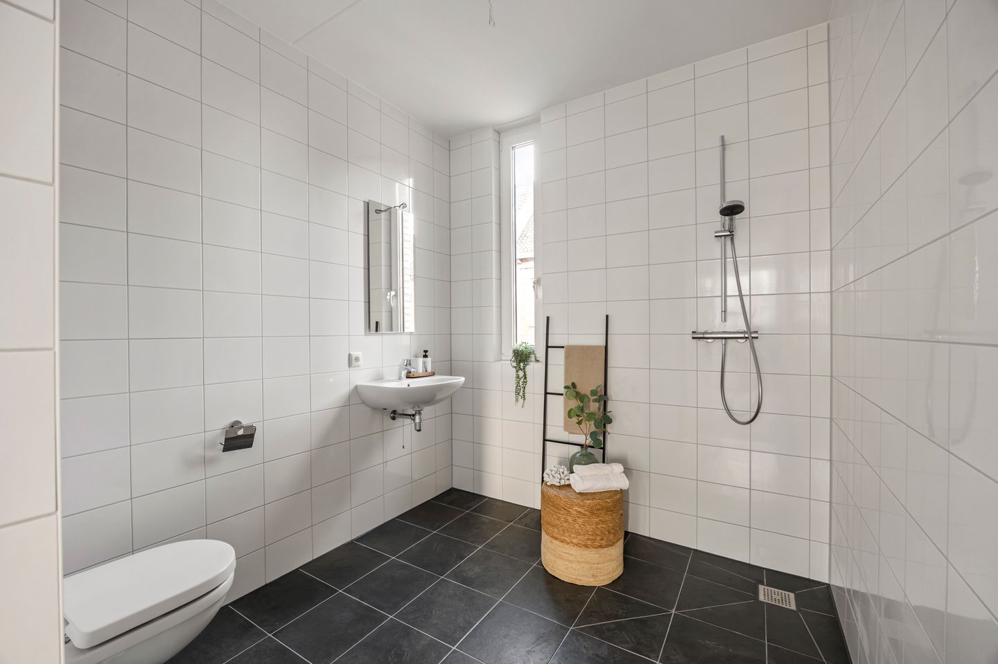 Photo 35 of Bovenste straat 44-C