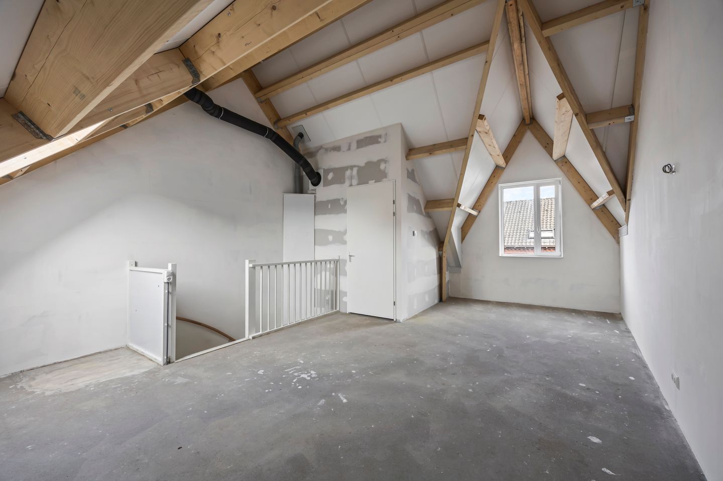 Photo 44 of Bovenste straat 44-C