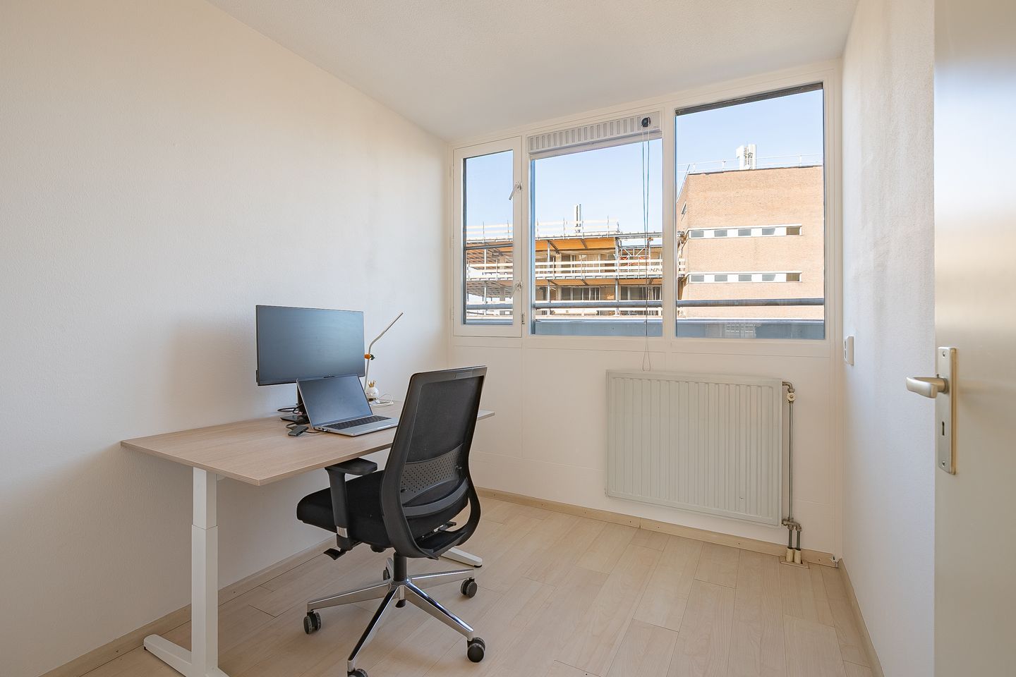 Foto 10 van Adelbert van Scharnlaan 175-D