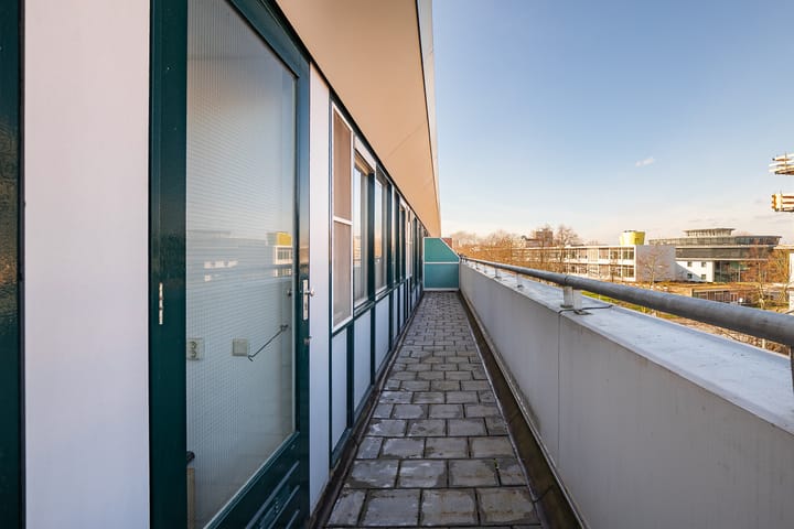 Photo 14 of Adelbert van Scharnlaan 175-D