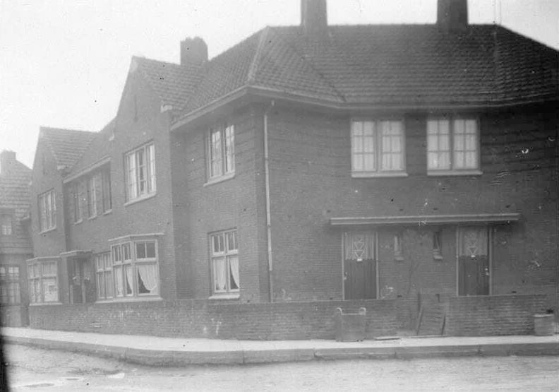 Foto 20 van Professor Moserstraat 43