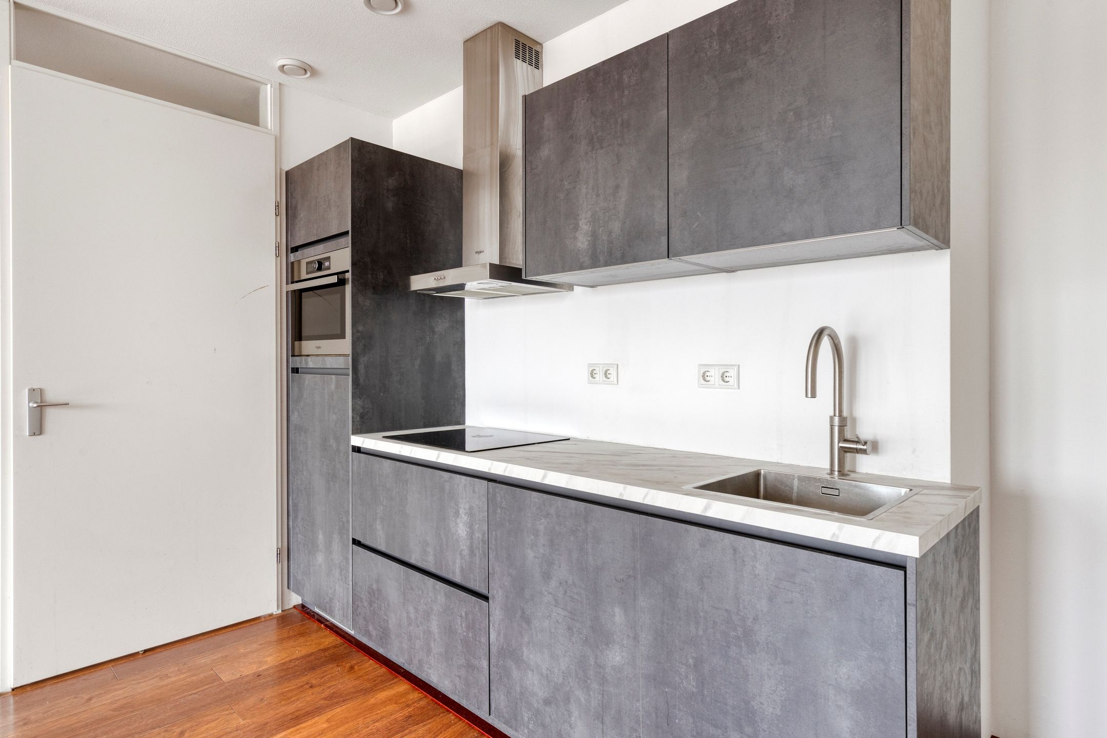 Foto 18 van Zuideinde 76-K