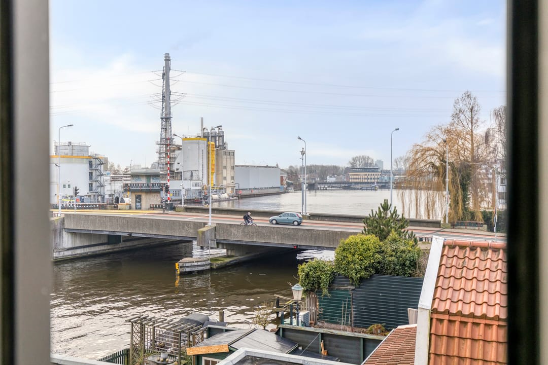 Foto 22 van Zuideinde 76-K