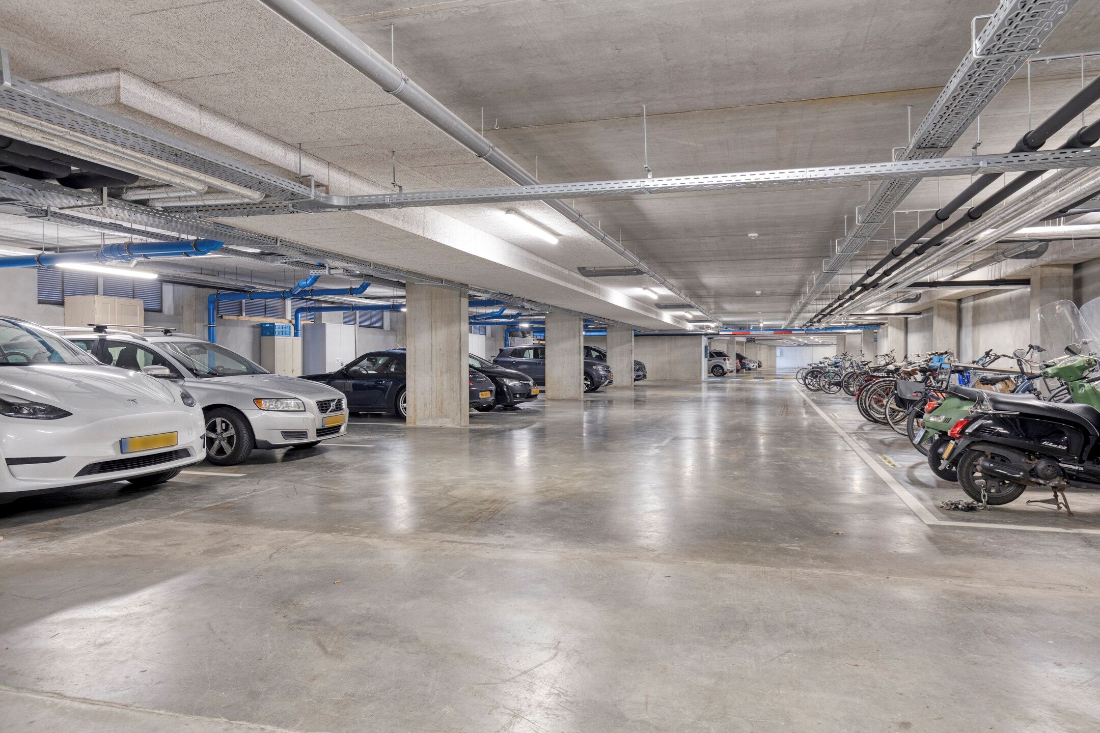 Foto 27 van Zuideinde 76-K