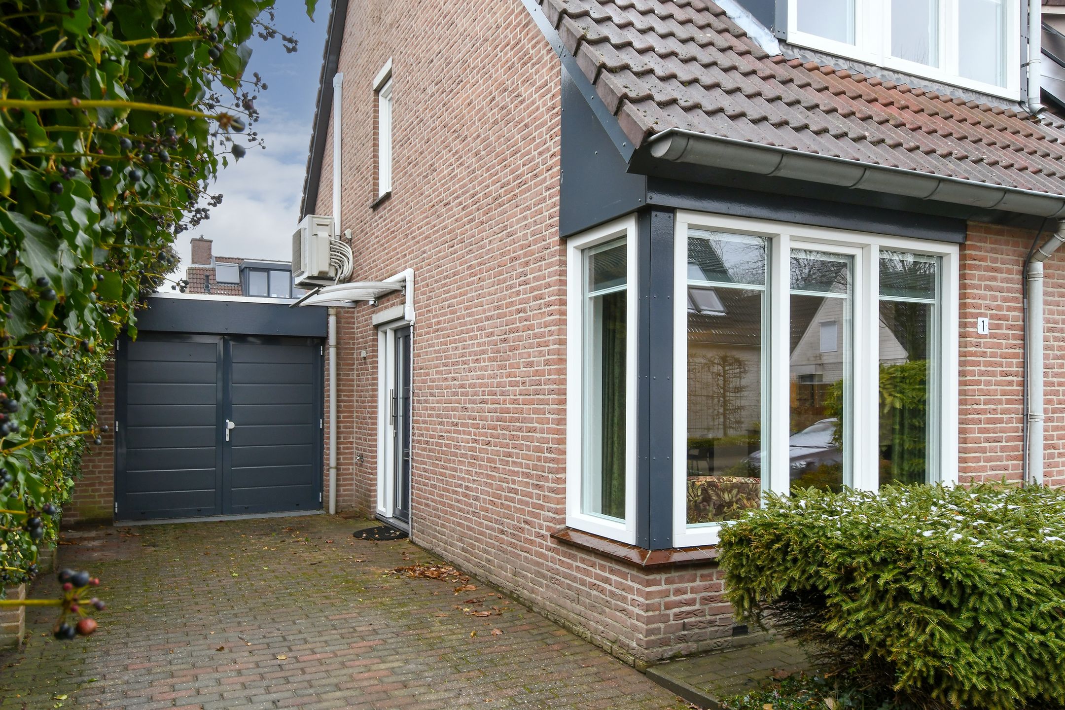 Foto 6 van Leistraat 1