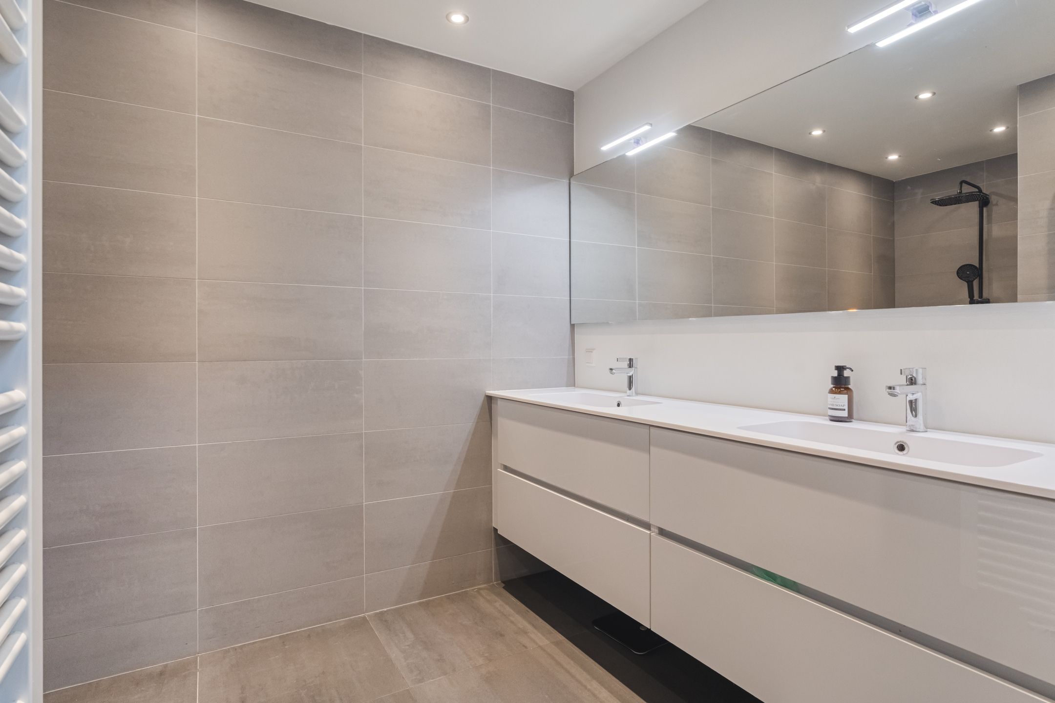 Foto 24 van Brussellaan 8