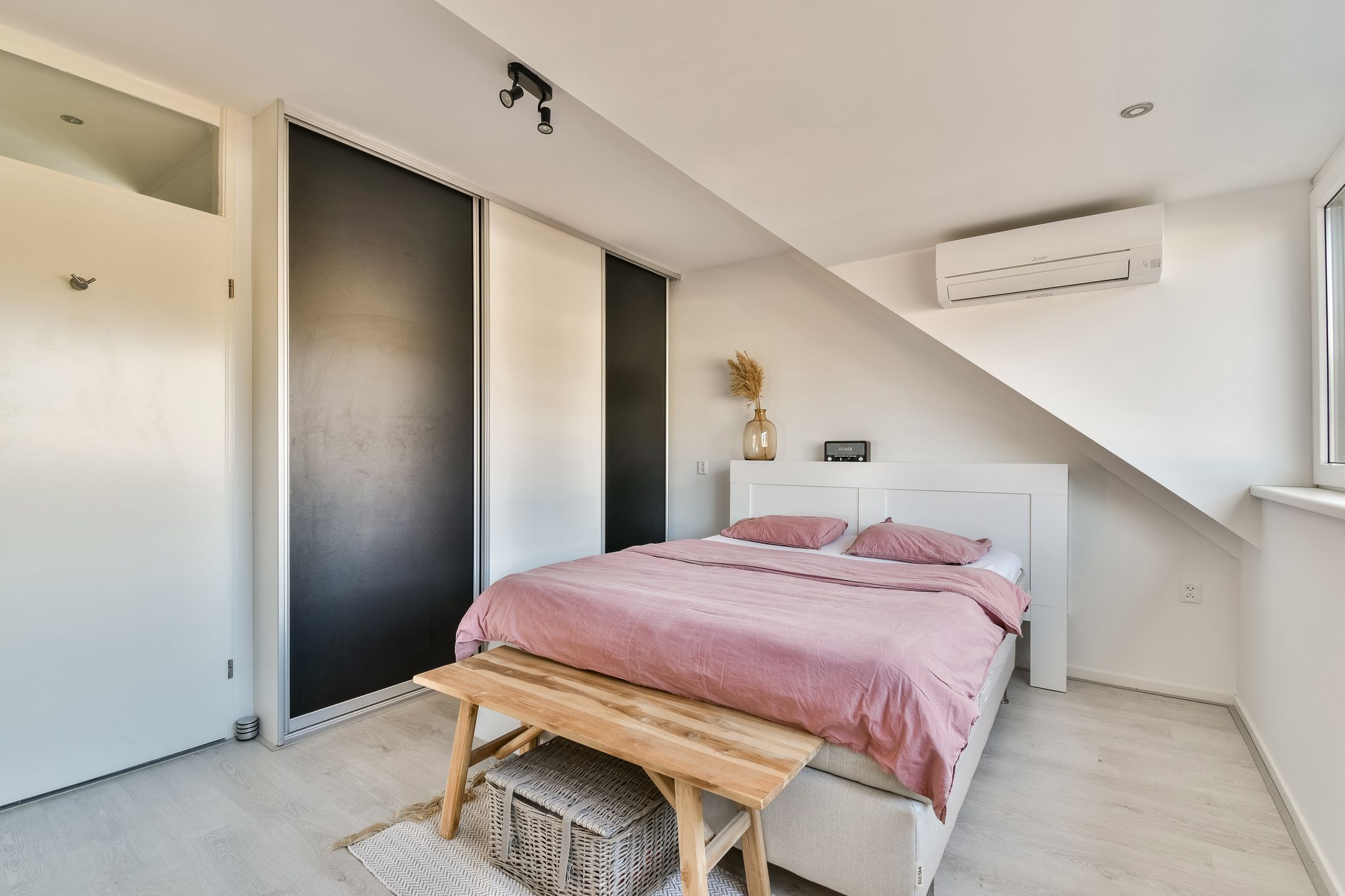 Foto 9 van Luchtenborg 8