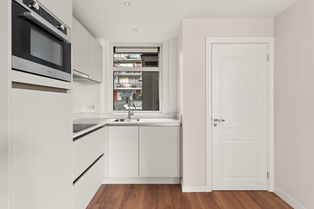 Foto 8 van Vrolikstraat 321-1