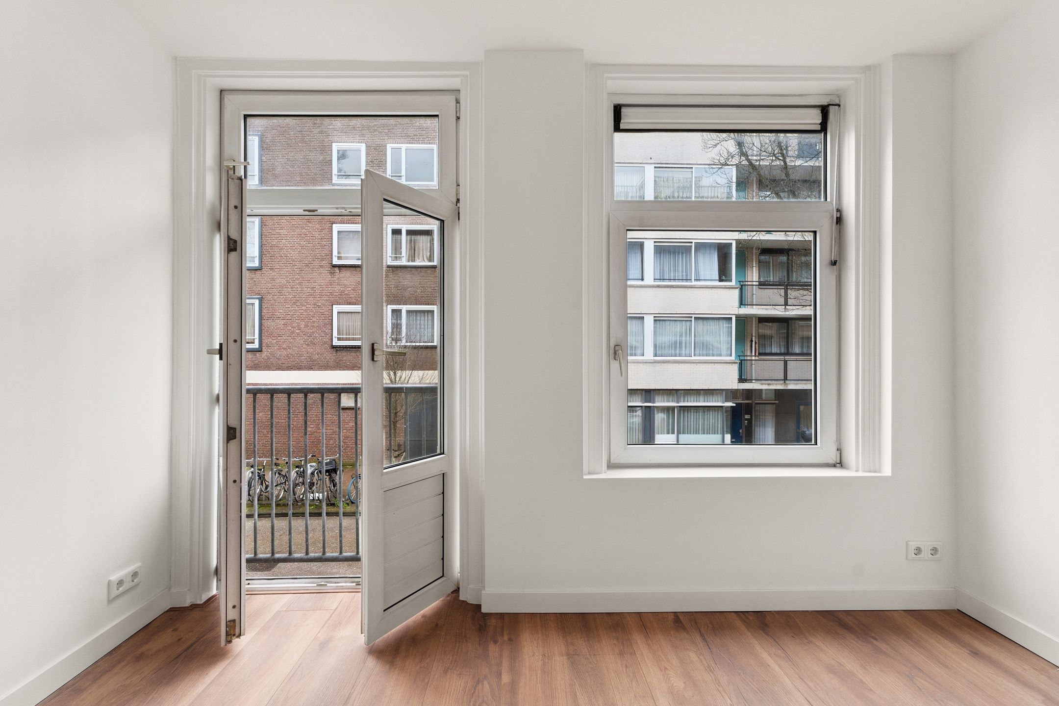 Foto 12 van Vrolikstraat 321-1