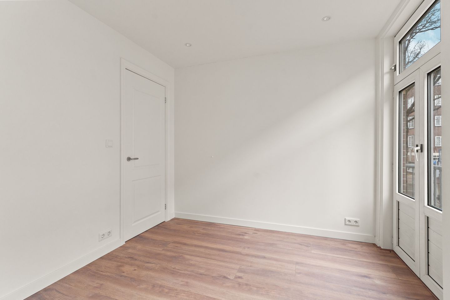 Foto 14 van Vrolikstraat 321-1