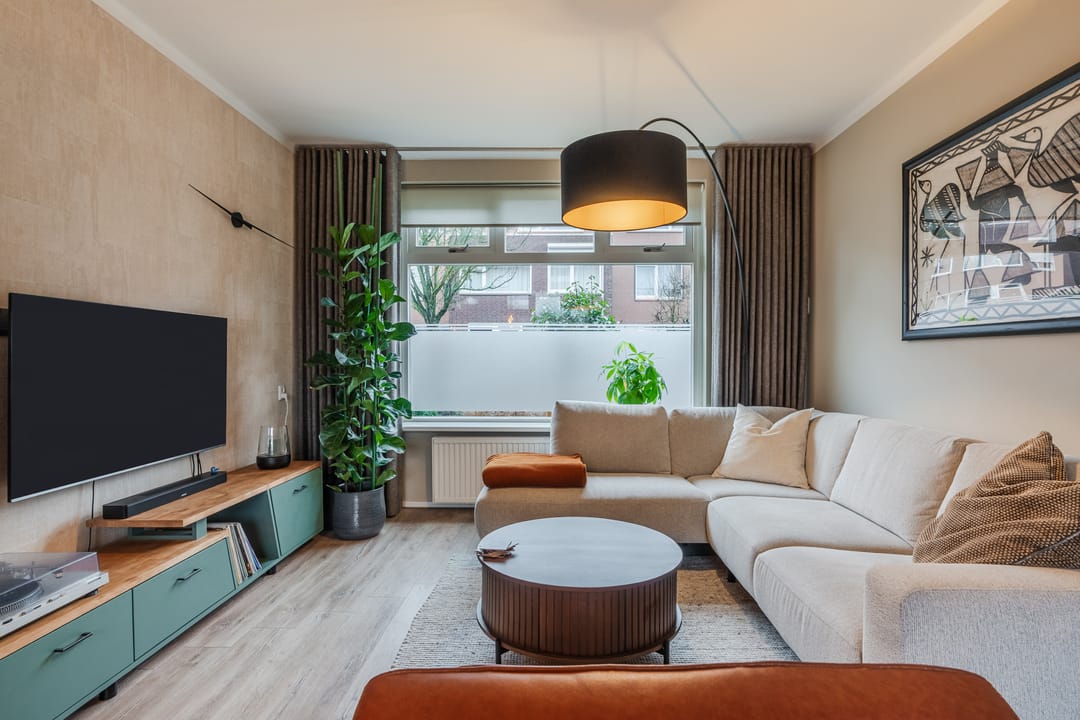 Foto 11 van van Erpstraat 13