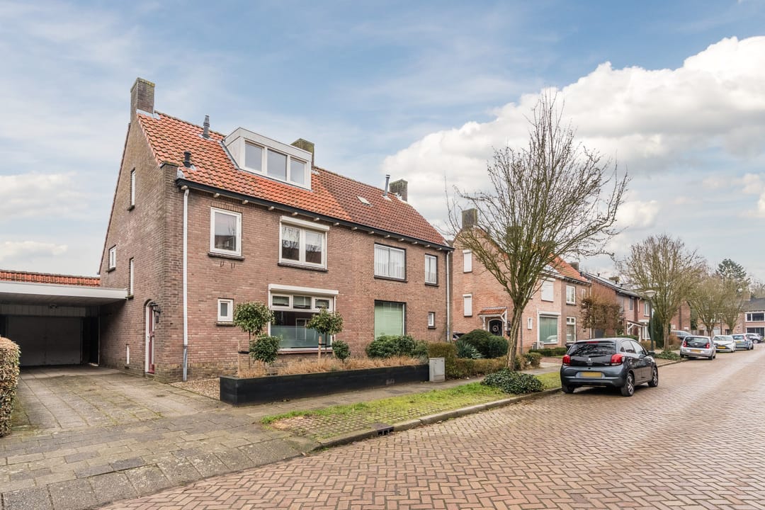 Foto 7 van van Erpstraat 13