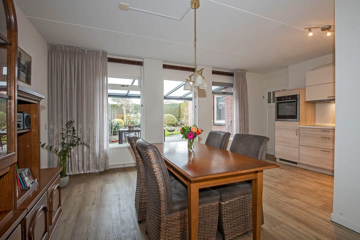 Foto 8 van Rigolettolaan 6