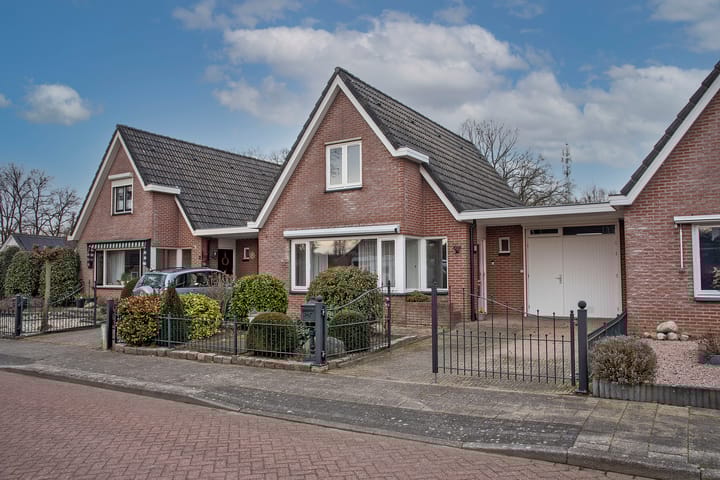 Foto 27 van Rigolettolaan 6