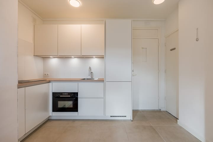 Foto 3 van Van Nijenrodeweg 801