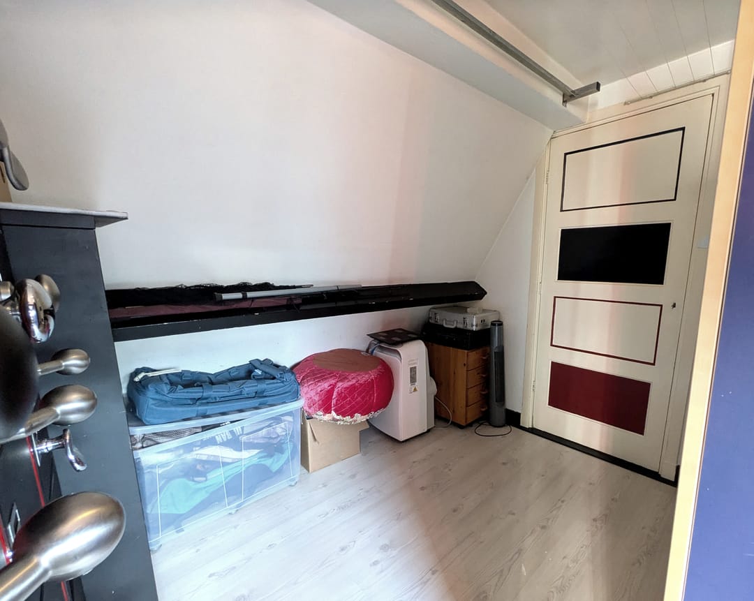 Photo 16 of Johannes Uitenbogaertstraat 2-BS