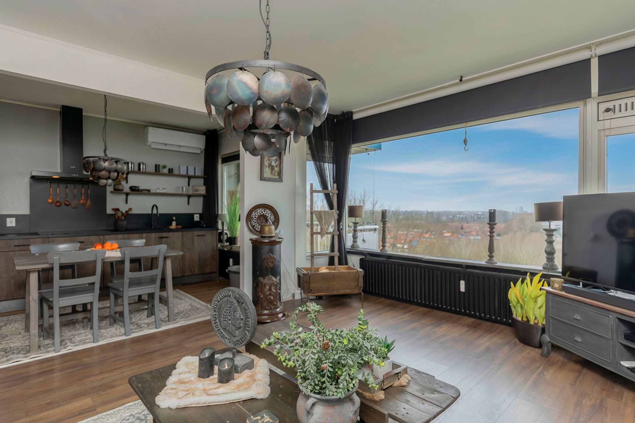 Foto 9 van Jan Dammassestraat 76