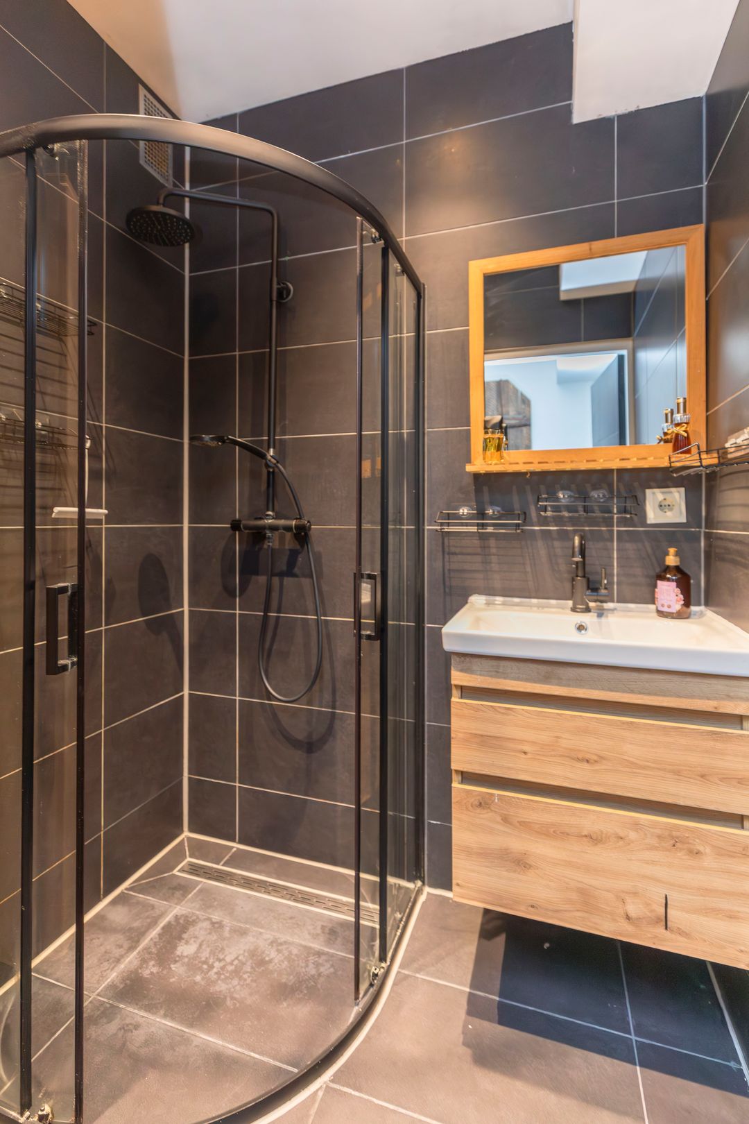 Foto 22 van Jan Dammassestraat 76