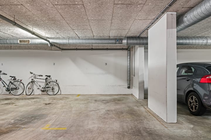 Foto 25 van Floris Arntzeniusplein 27