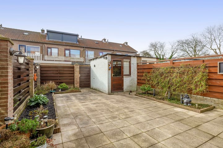 Photo 16 of Esdoornlaan 110