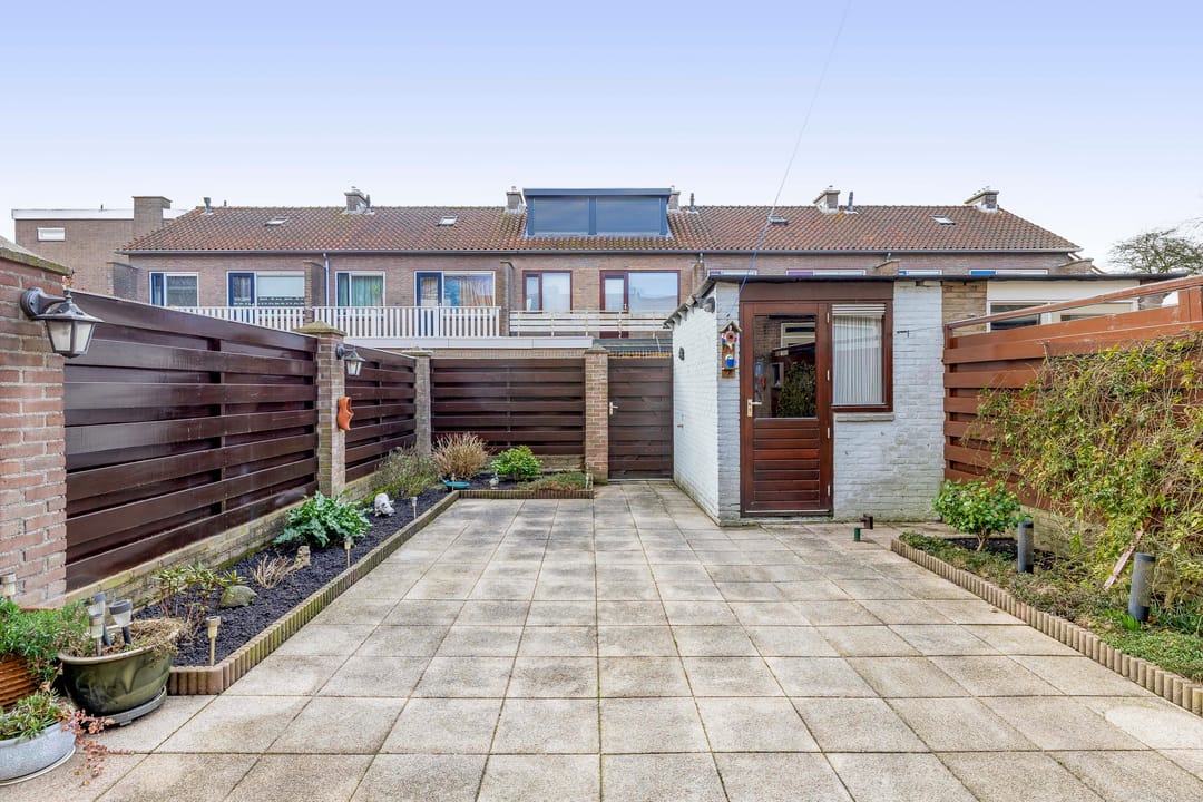 Foto 17 van Esdoornlaan 110