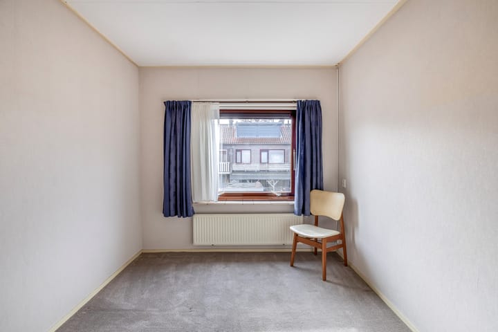 Photo 20 of Esdoornlaan 110